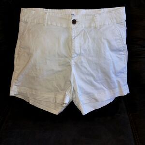 Gap Summer Shorts White Size 12 with 5" inseam